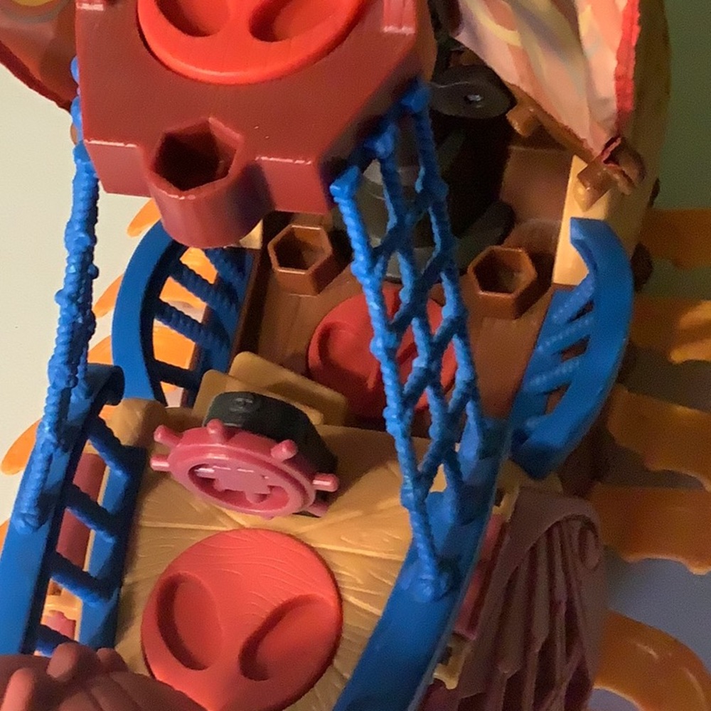 Fisher-Price Imaginext red serpent/dragon boat - Picture 5 of 7